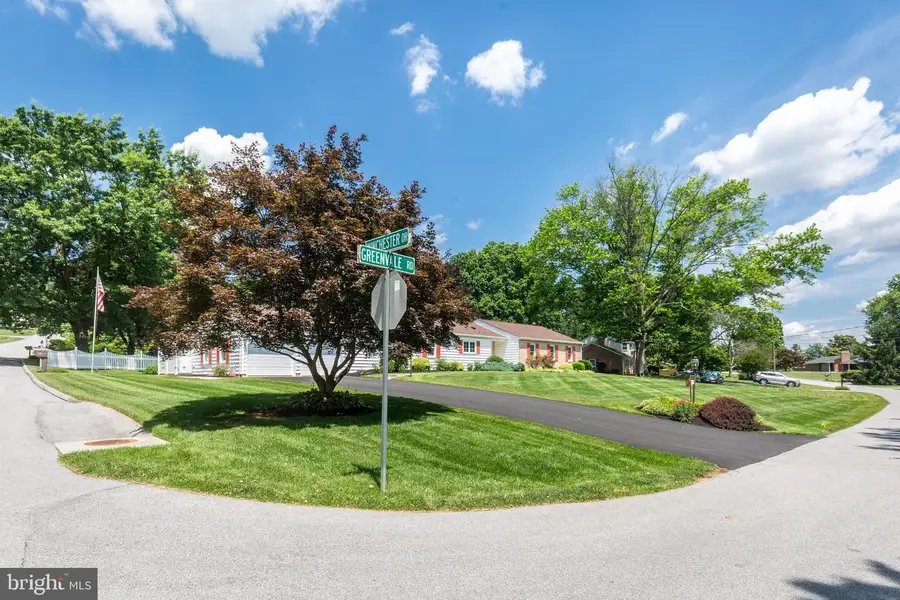 40 Greenvale Rd, Westminster, MD 21157 - #2