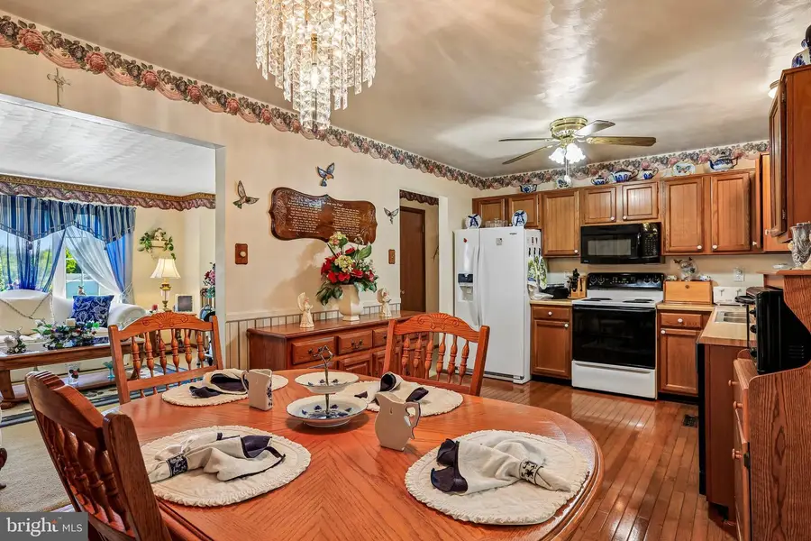 7291 Pommel Dr, Sykesville, MD 21784 - #2