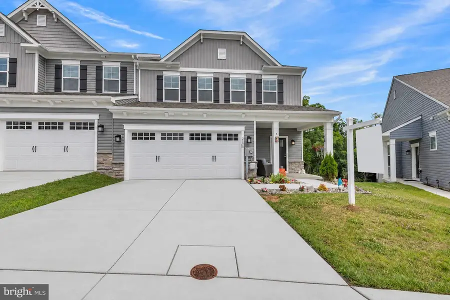 2820 Town View Cir, New Windsor, MD 21776 - #2