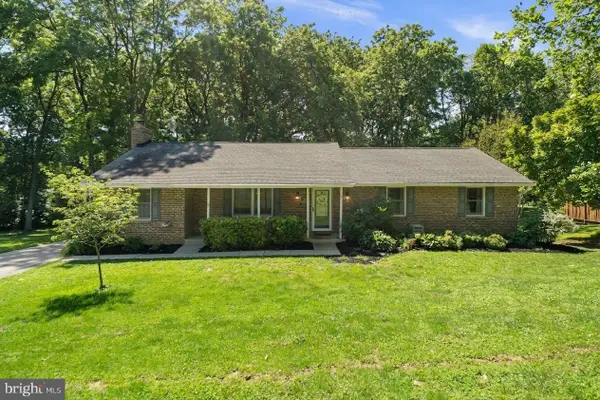 6421 Locust Ln, SYKESVILLE, MD 21784