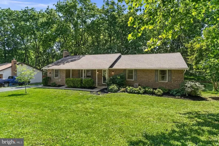 6421 Locust Ln, Sykesville, MD 21784 - #3