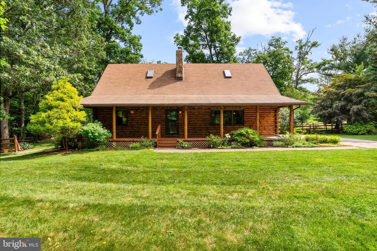 4911 Bushey Rd, Sykesville, MD 21784 - #1