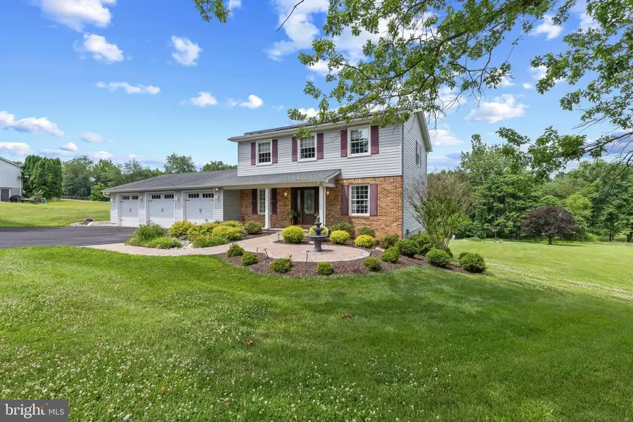 330 Kingston Cir, Sykesville, MD 21784 - #2