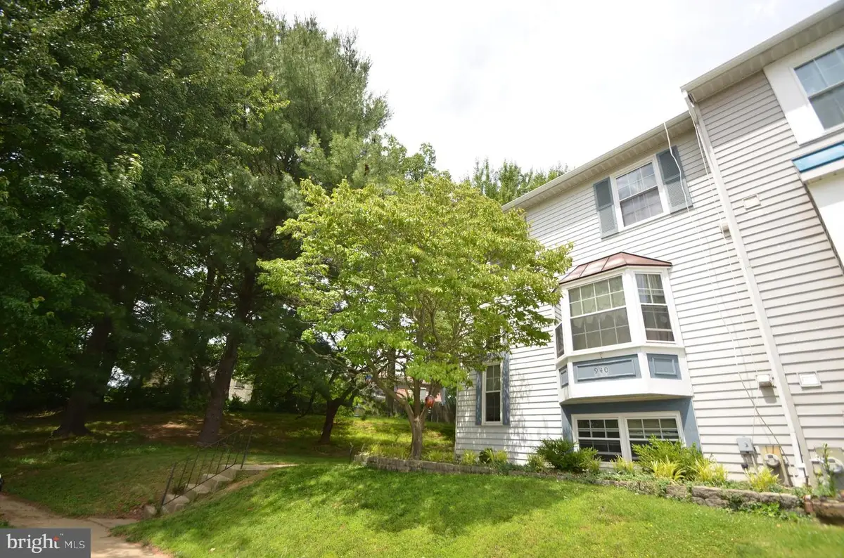 940 Gaming Sq, Hampstead, MD 21074 - #1