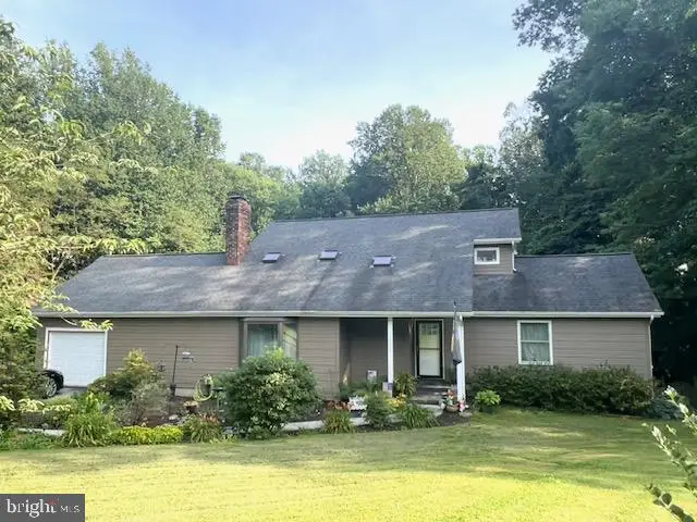 2702 Bird View Rd, Westminster, MD 21157 - #1