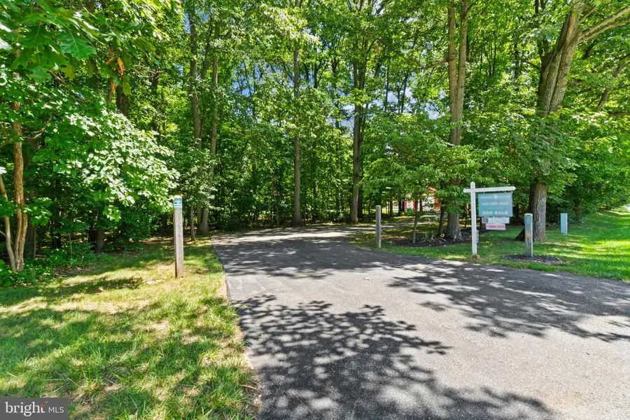 2597 Braddock Rd, Mount Airy, MD 21771 - #2