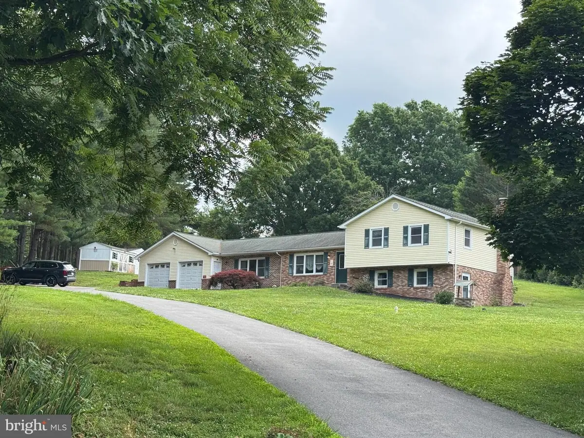 3944 Harrisville Rd, Mount Airy, MD 21771 - #1