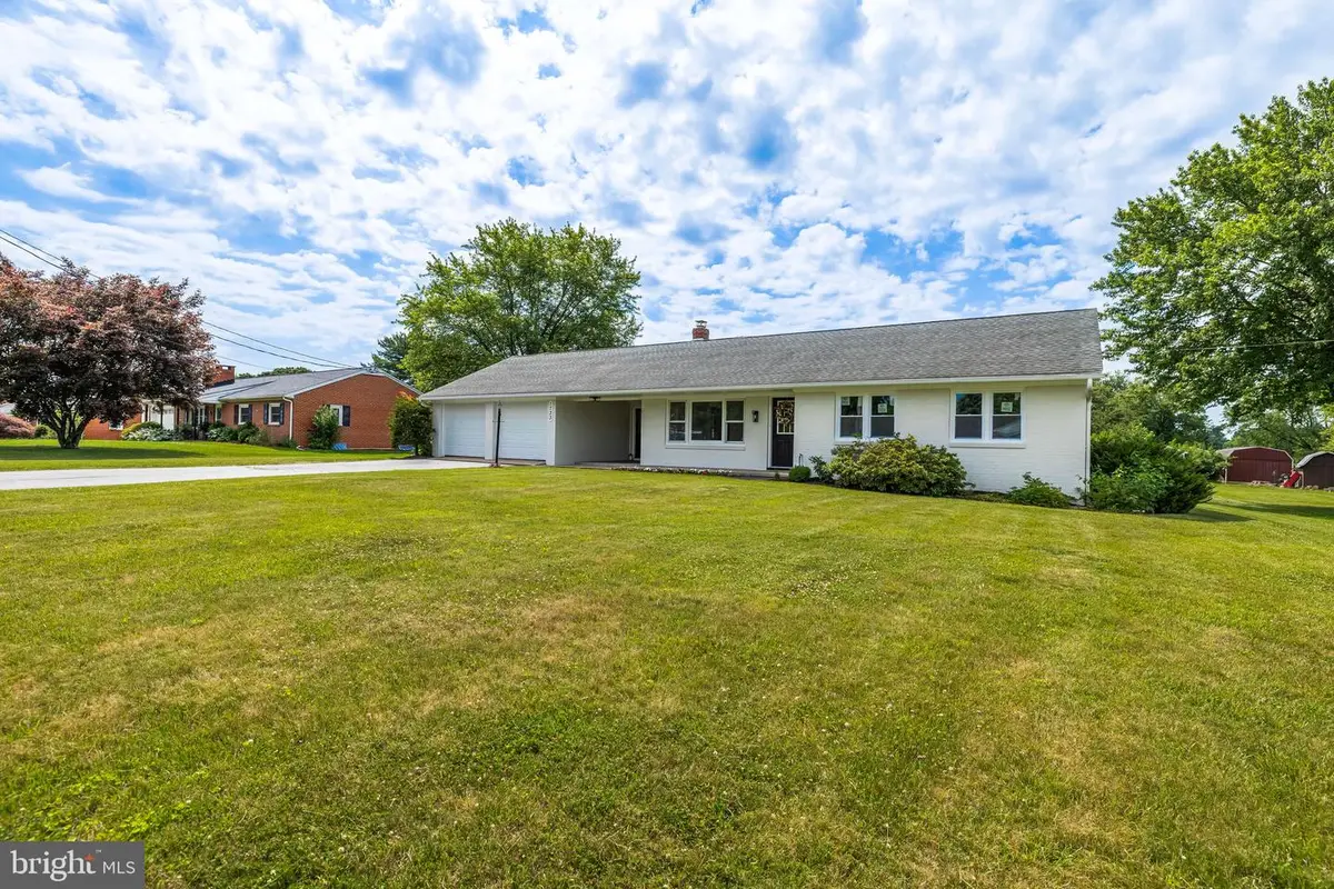 1733 Bollinger Rd, Westminster, MD 21157 - #1