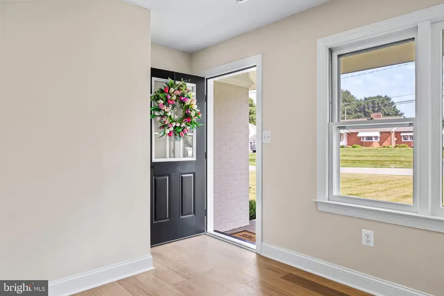 1733 Bollinger Rd, Westminster, MD 21157 - #3