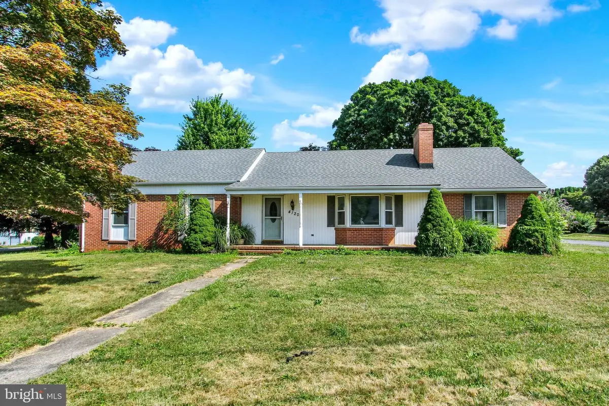 4120 Hillcrest Ave, Hampstead, MD 21074 - #1