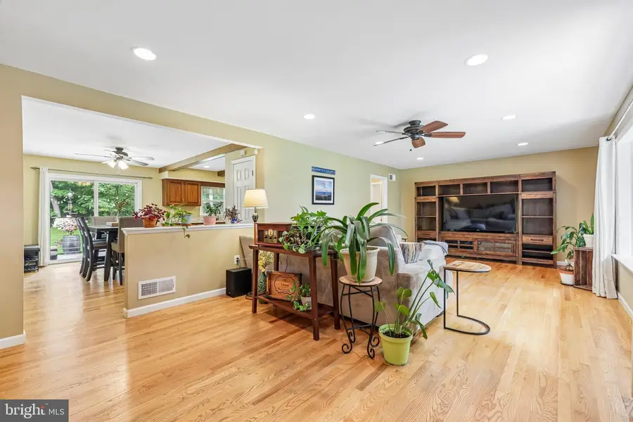 3625 Hooper Rd, New Windsor, MD 21776 - #3
