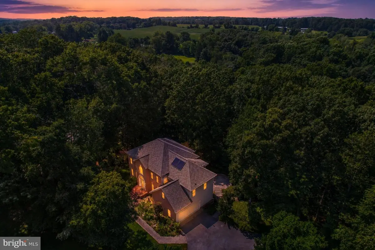 3088 Fenwick Dr, Finksburg, MD 21048 - #1