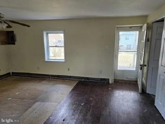 4222-r Upper Beckleysville, Hampstead, MD 21074 - #2