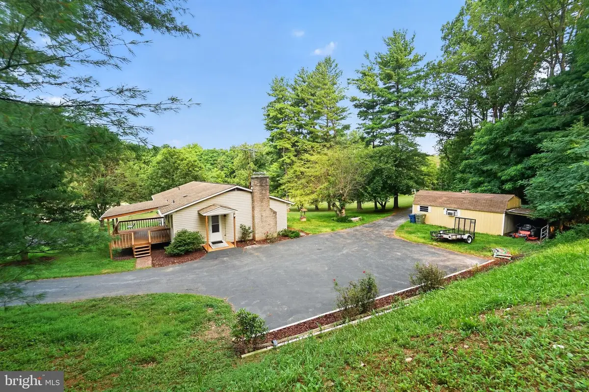 3327 Niner Rd, Finksburg, MD 21048 - #1