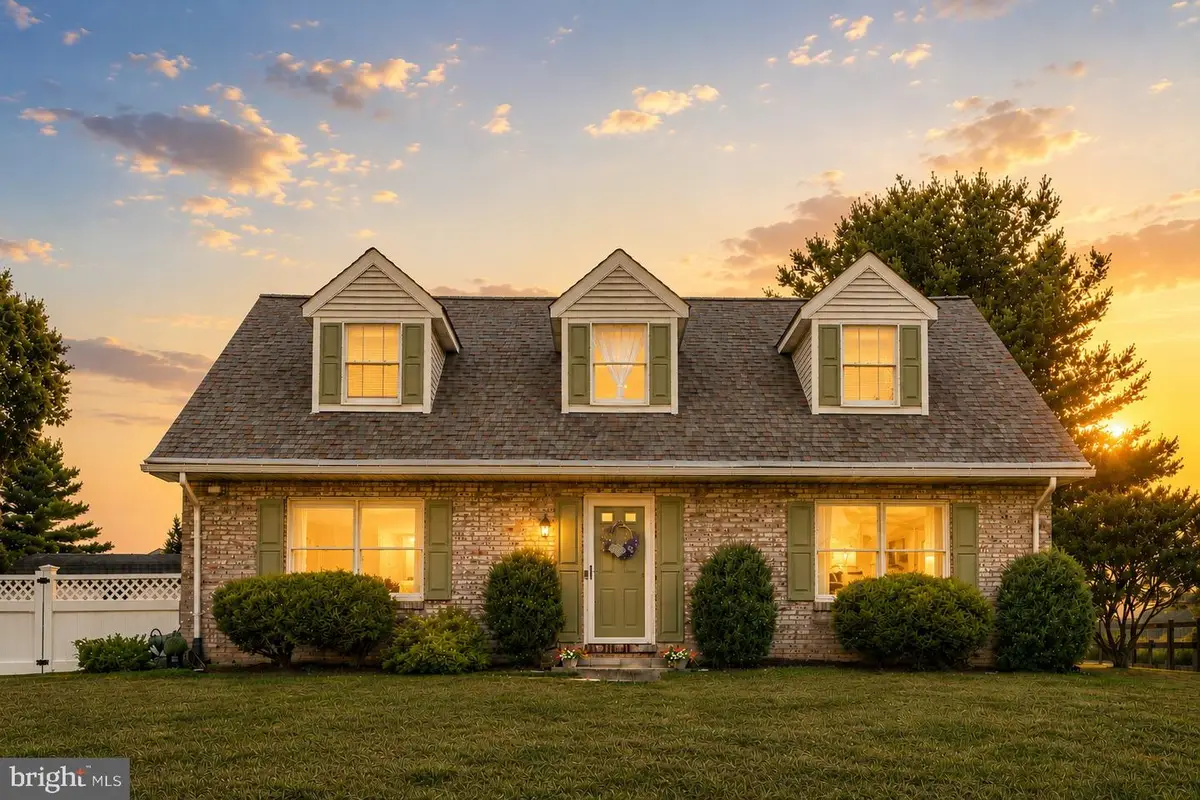 2216 Ridgemont Dr, Finksburg, MD 21048 - #1