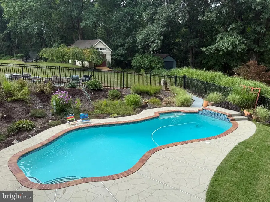 2098 Lavinda Dr, Westminster, MD 21157 - #2