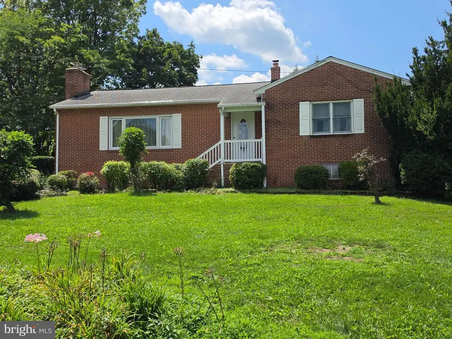 200 Bezold Ave, Westminster, MD 21157 - #2