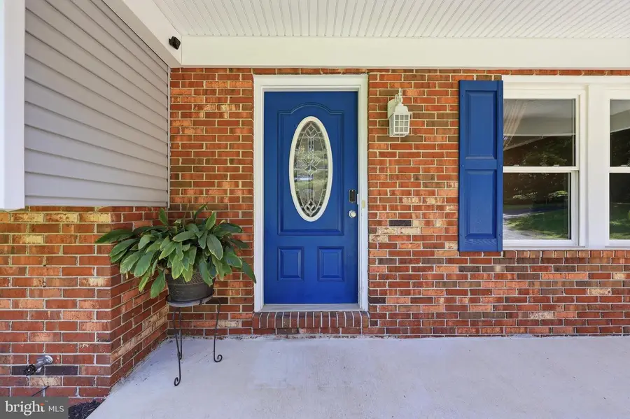 820 Wilda Dr, Westminster, MD 21157 - #2