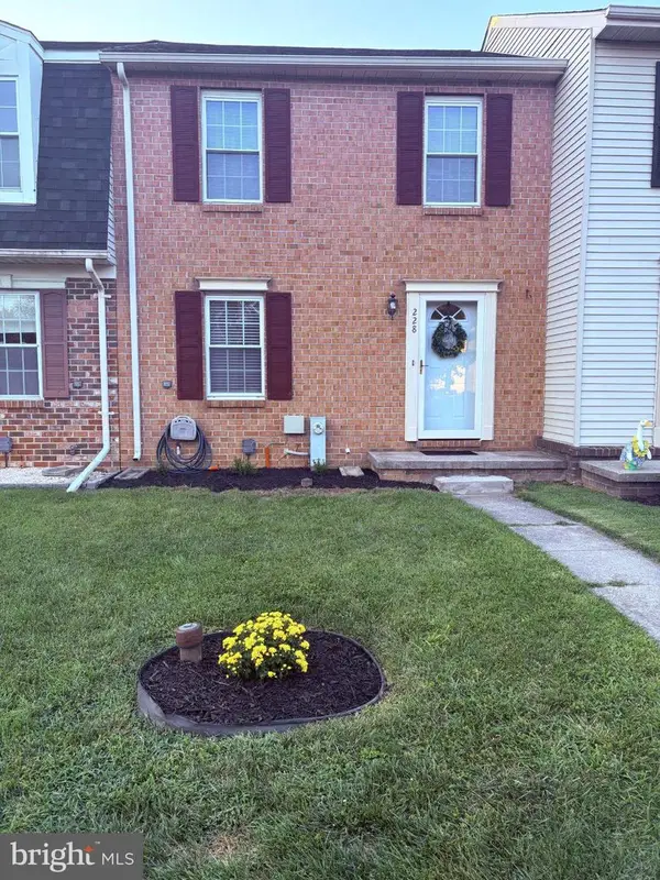 228 Alymer Ct, WESTMINSTER, MD 21157