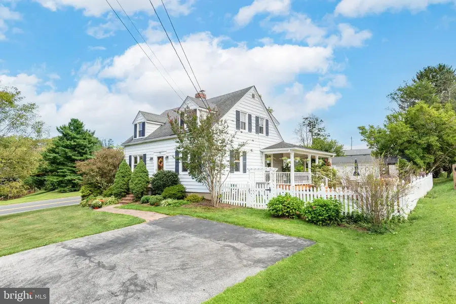 701 Longview Ave, Westminster, MD 21157 - #2