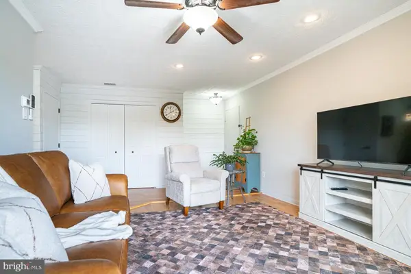 1002 Scarlet Oak Ct #3a, HAMPSTEAD, MD 21074