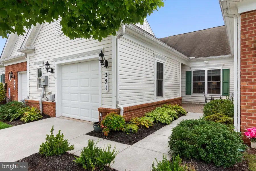 321 Clubside Dr #310, Taneytown, MD 21787 - #2