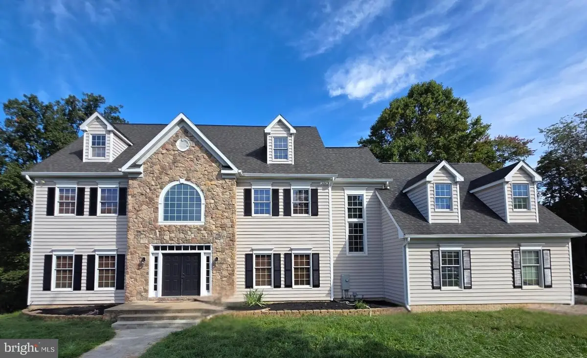 5859 W Falls Rd, Mount Airy, MD 21771 - #1