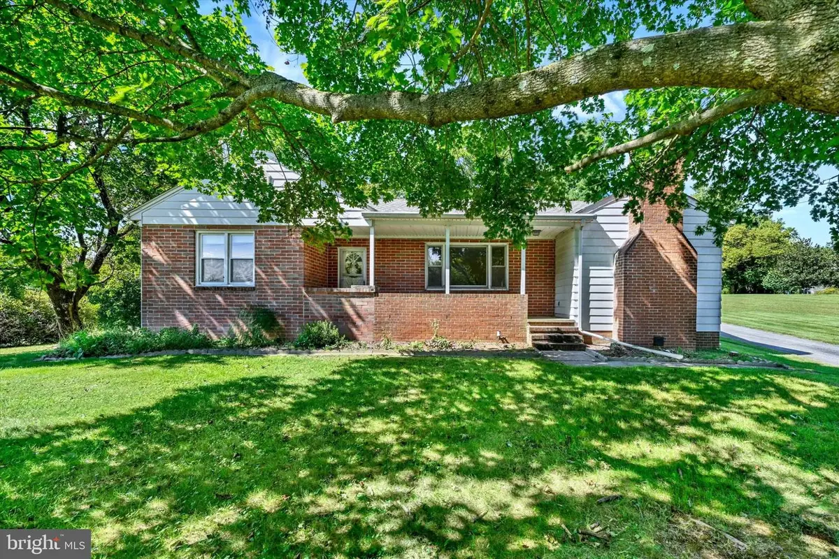 4640 Sykesville Rd, Sykesville, MD 21784 - #1
