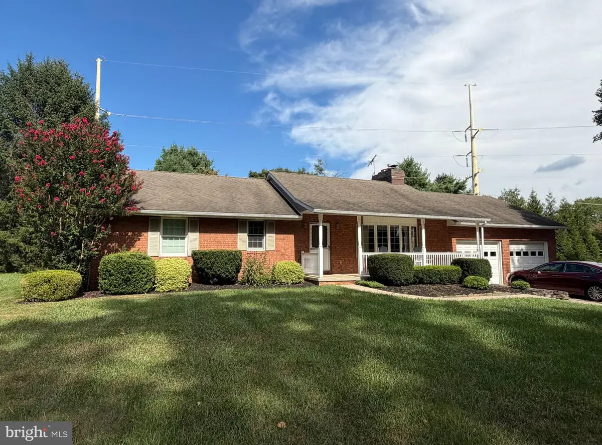 2862 Lawndale Rd, Finksburg, MD 21048 - #1