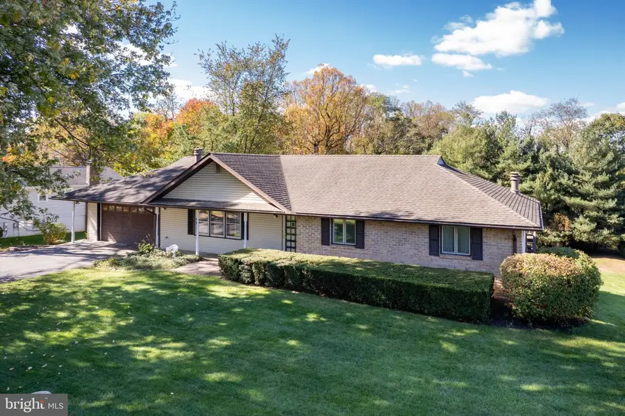 926 Winchester Dr, Westminster, MD 21157 - #3