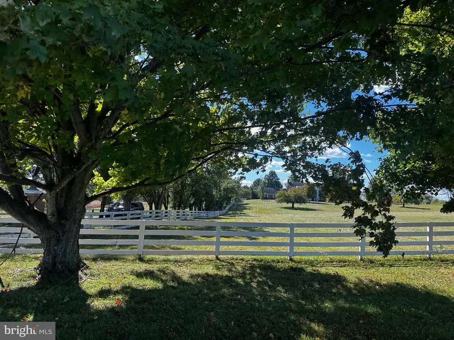 3802 Wine Rd, Westminster, MD 21158 - #3