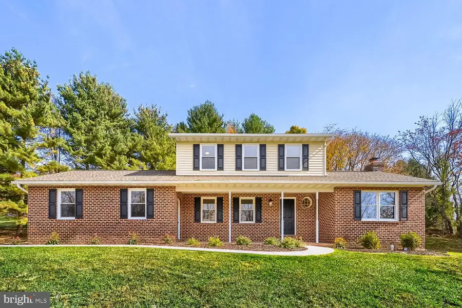681 Hook Rd, Westminster, MD 21157 - #2