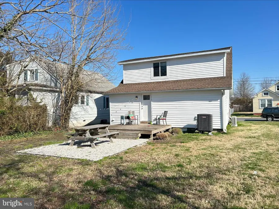 404 Phillips Ave, Cambridge, MD 21613 - #2