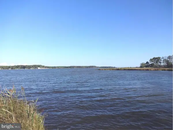 Ragged Point Rd, CAMBRIDGE, MD 21613