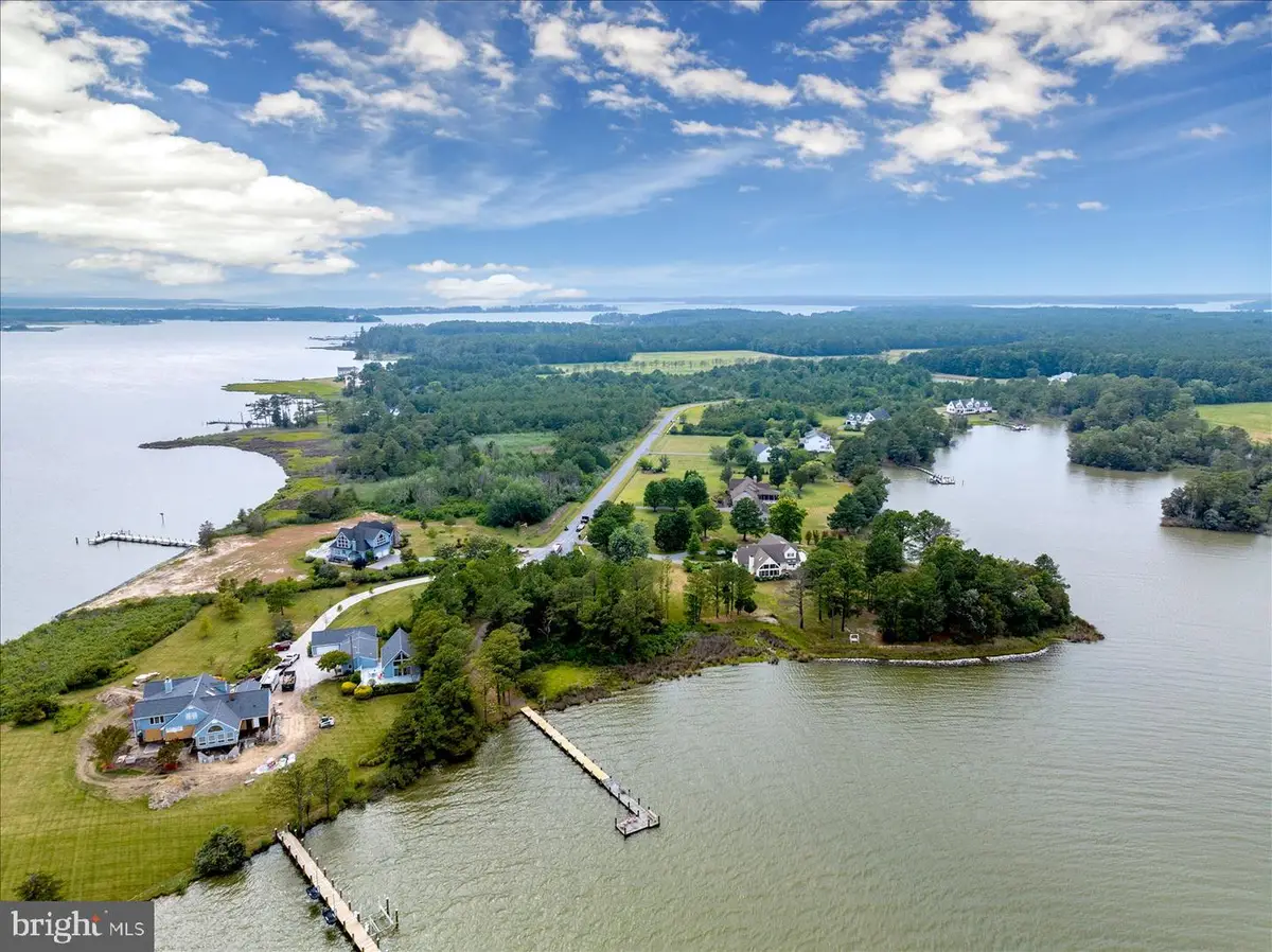 5229 Heron Rd, Cambridge, MD 21613 - #1