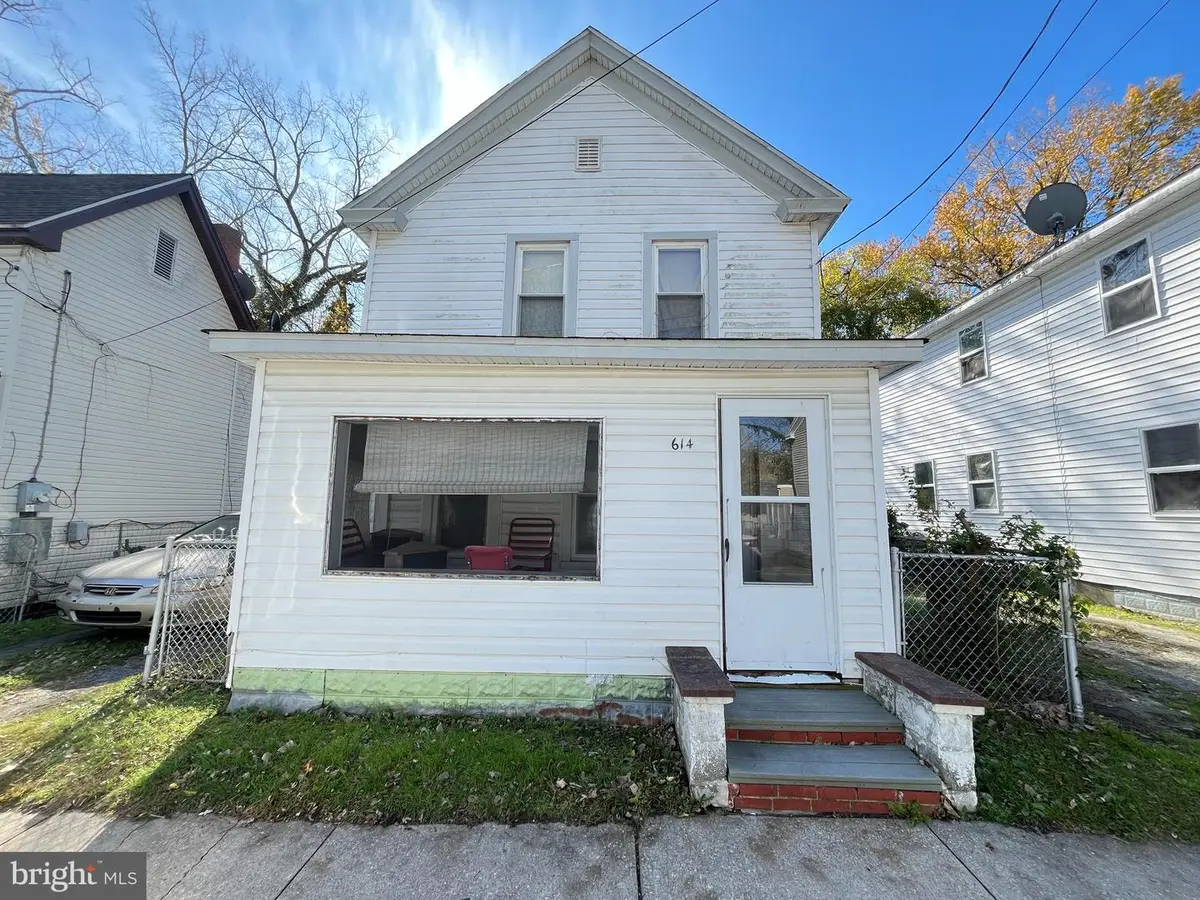 614 Douglas St, Cambridge, MD 21613 - #1