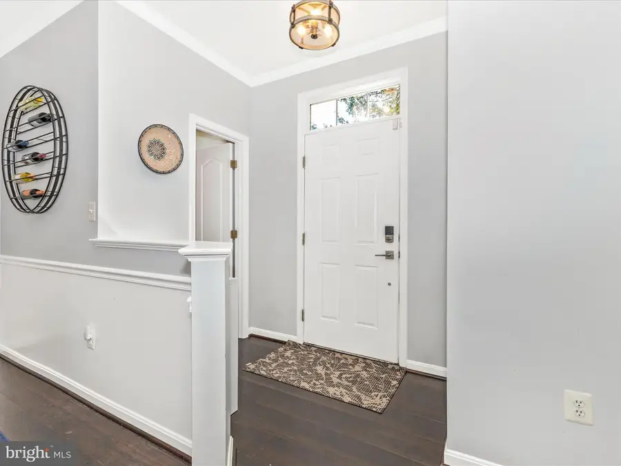 114 Whiskey Creek Cir, Frederick, MD 21702 - Image #3