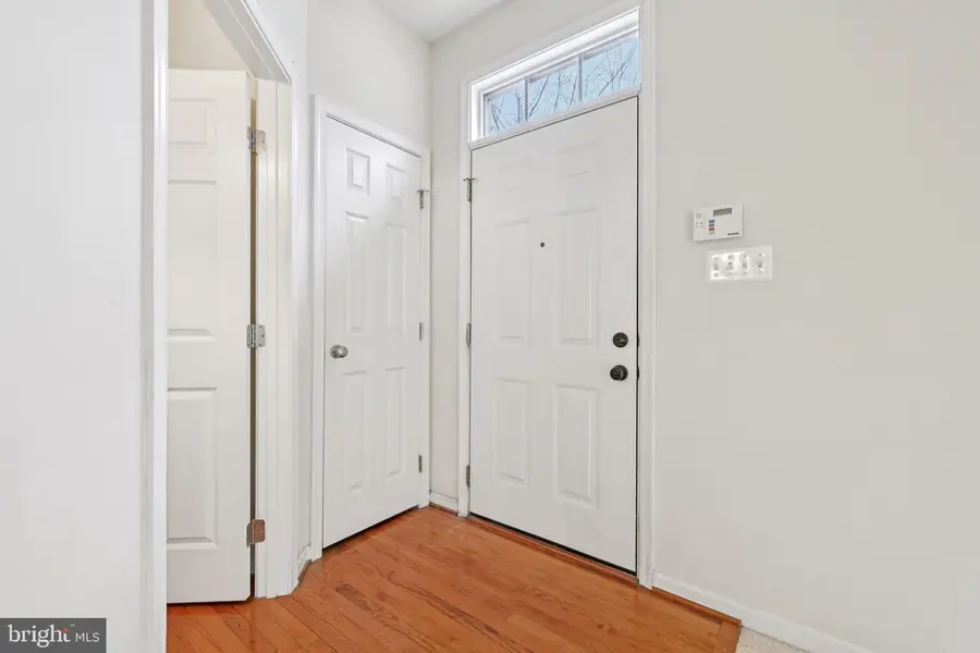 9646 Atterbury Ln, Frederick, MD 21704 - #3