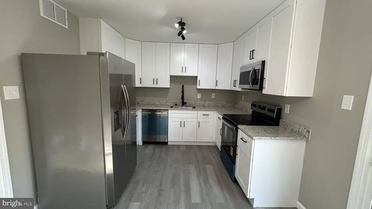 13 Consett Pl #4h, Frederick, MD 21703 - Image #1