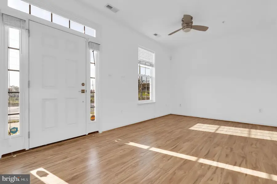 106 Mill Pond Rd, Frederick, MD 21701 - Image #2