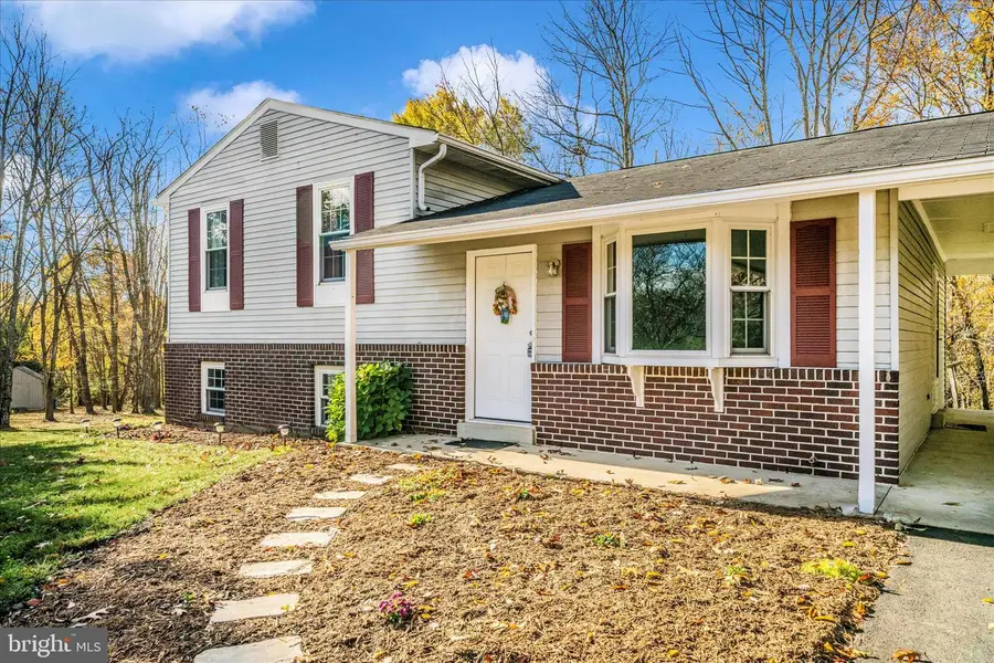 11023 Horseshoe Dr, Frederick, MD 21701 - Image #2