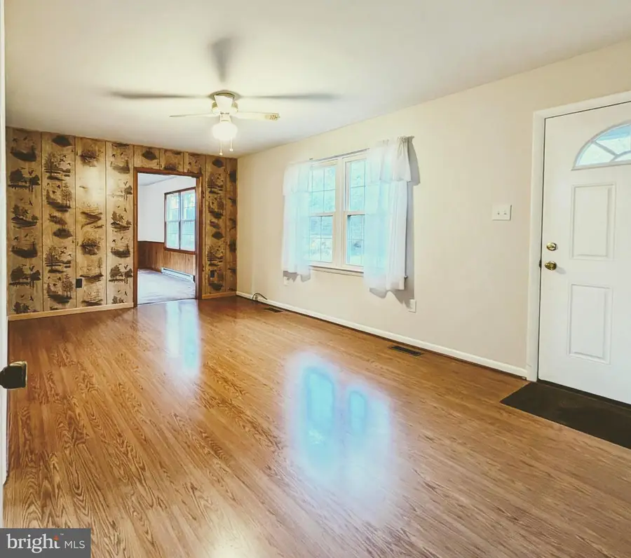 7403 Bear Branch Rd, Adamstown, MD 21710 - Image #3