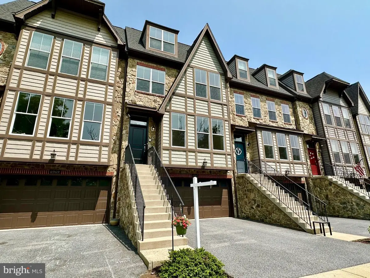 6967 Country Club Ter, New Market, MD 21774 - Image #1