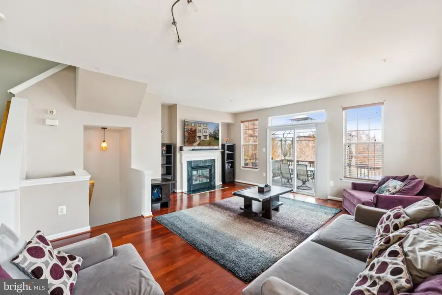 124 Penwick Cir, Frederick, MD 21702 - Image #2