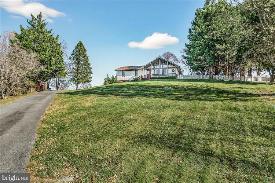 5109 Ella Ct, Jefferson, MD 21755 - Image #2