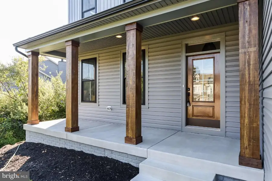 6804 Oakledge Ct, New Market, MD 21774 - Image #2