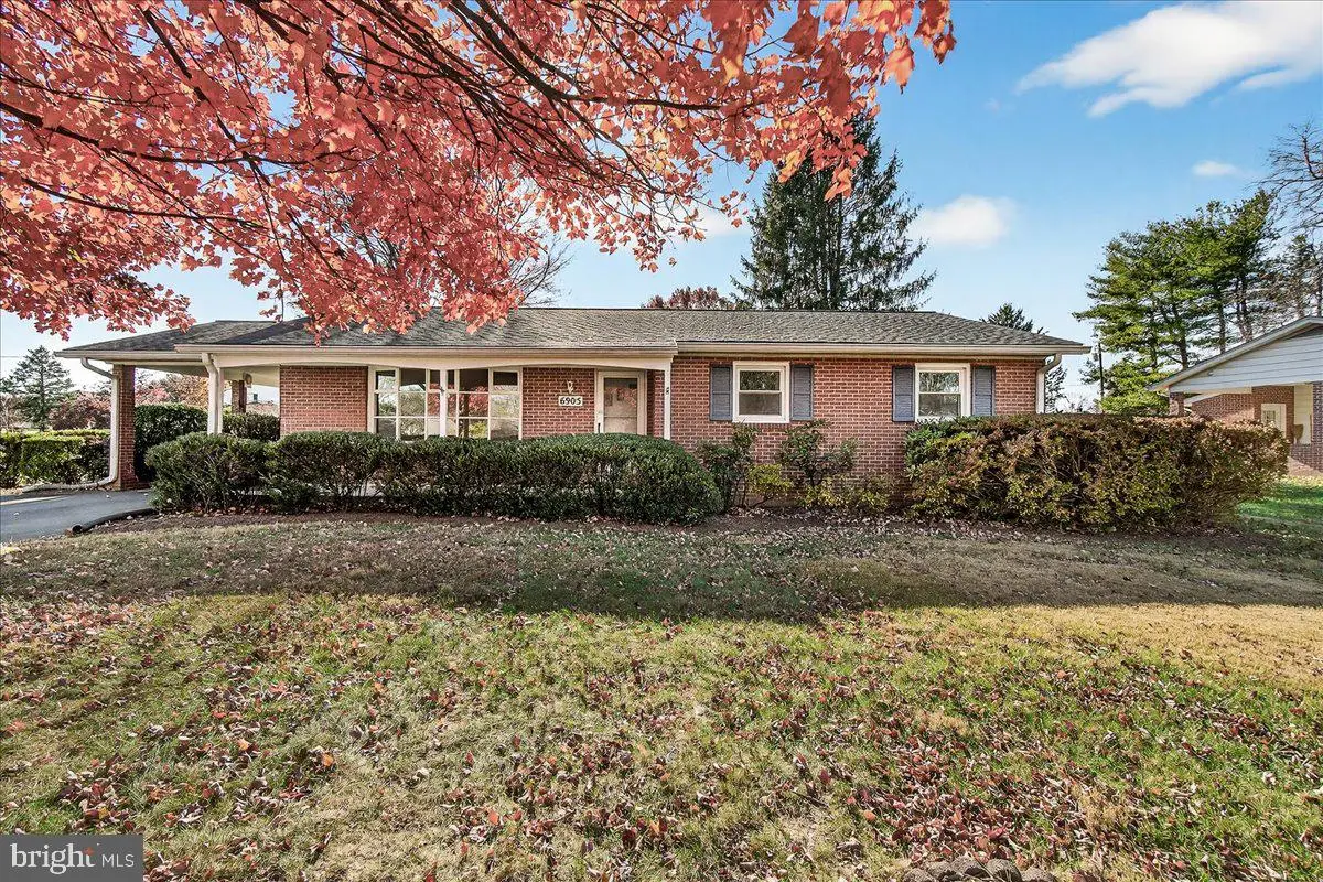 6905 Vista Dr, Frederick, MD 21702 - Image #1