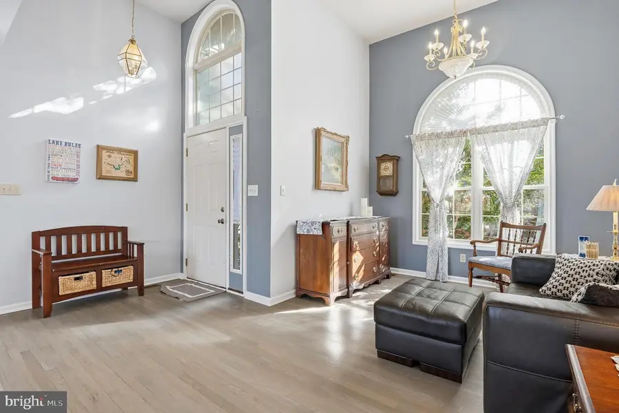 6610 W Lakeridge Rd, New Market, MD 21774 - Image #2