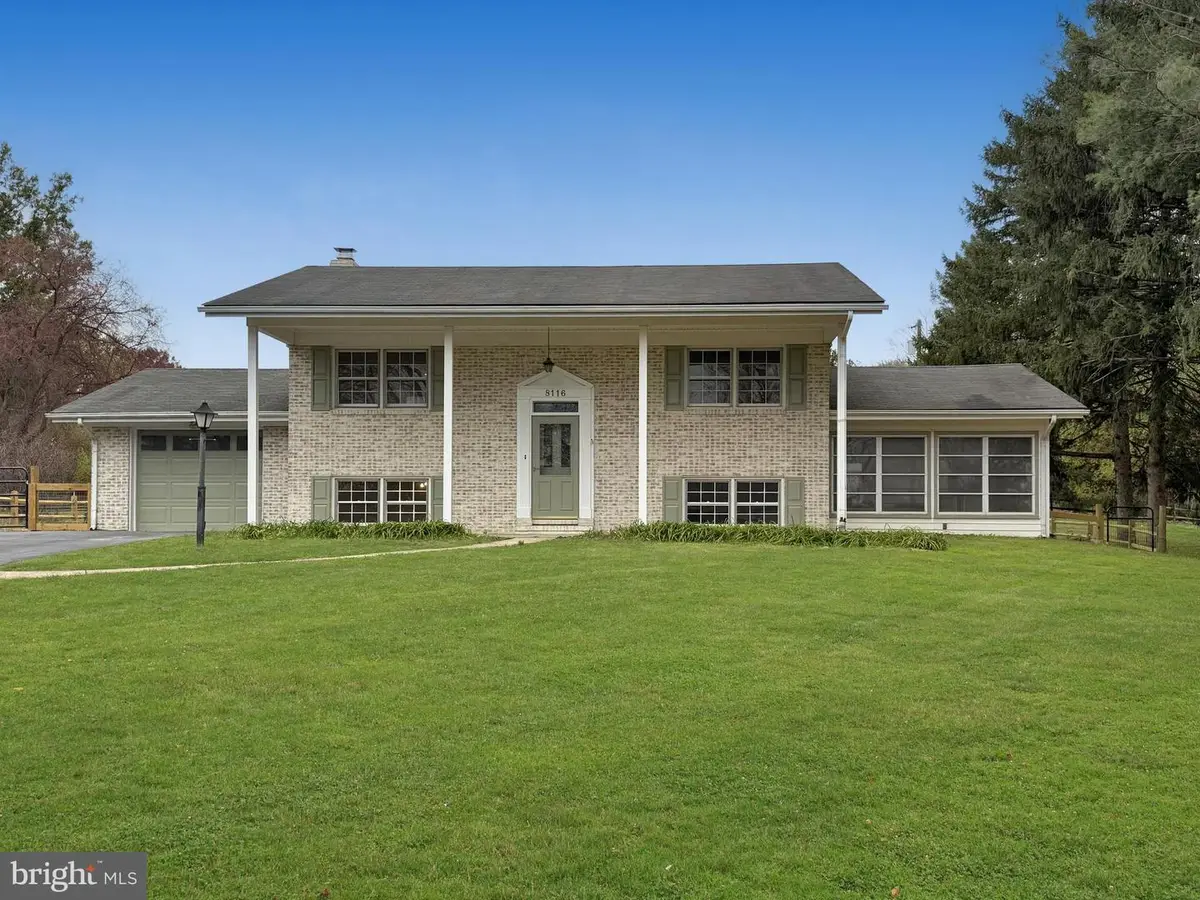 8116 Broadview Dr, Frederick, MD 21701 - Image #1