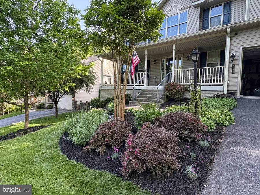 6692 Glen Ln, New Market, MD 21774 - Image #2